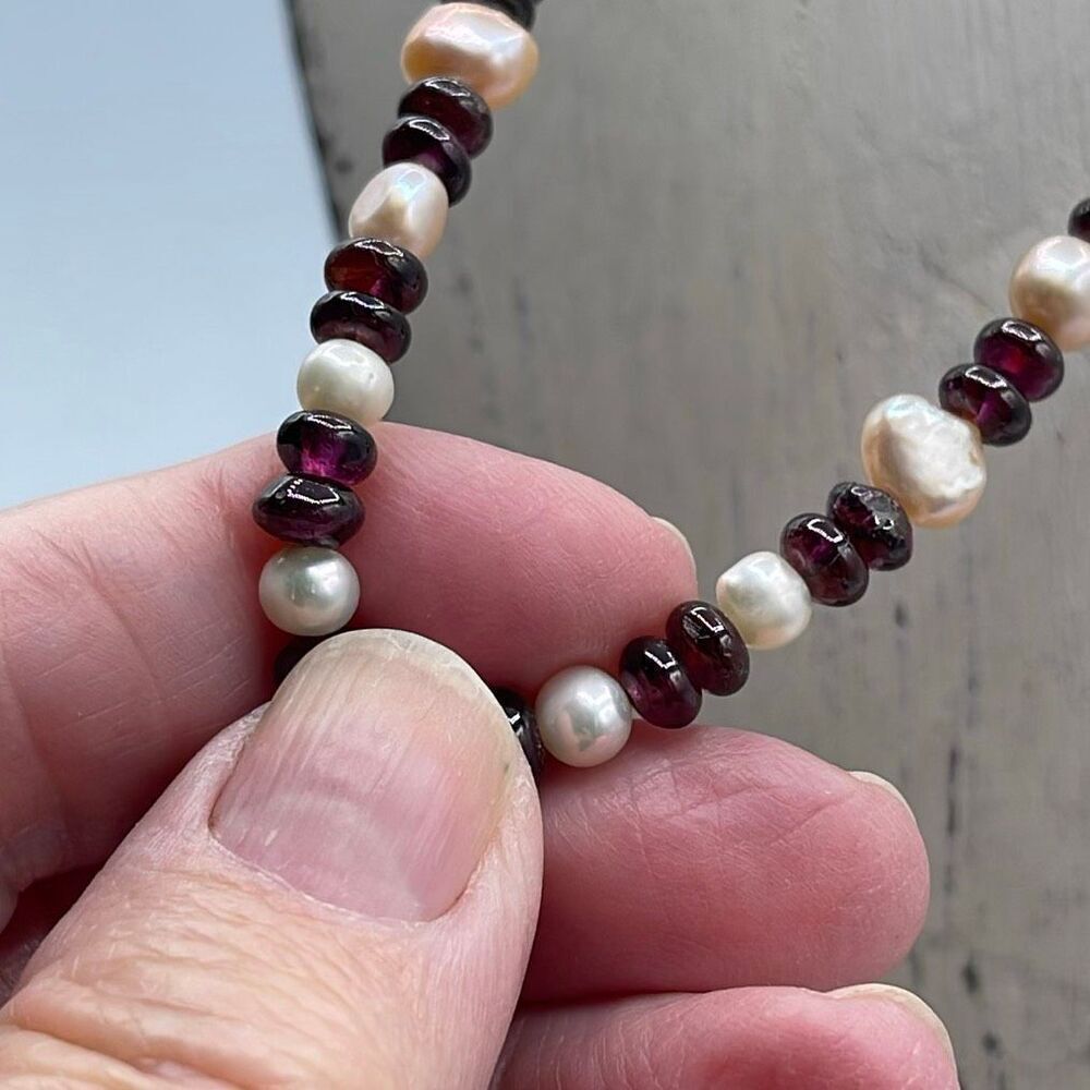 Sterling silver cultured freshwater pearls and purple glass disks - Picture 4 of 7